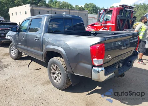 2017 Toyota Tacoma Sr5 V6 z USA, uszkodzony, nr VIN 3TMCZ5AN0HM102398